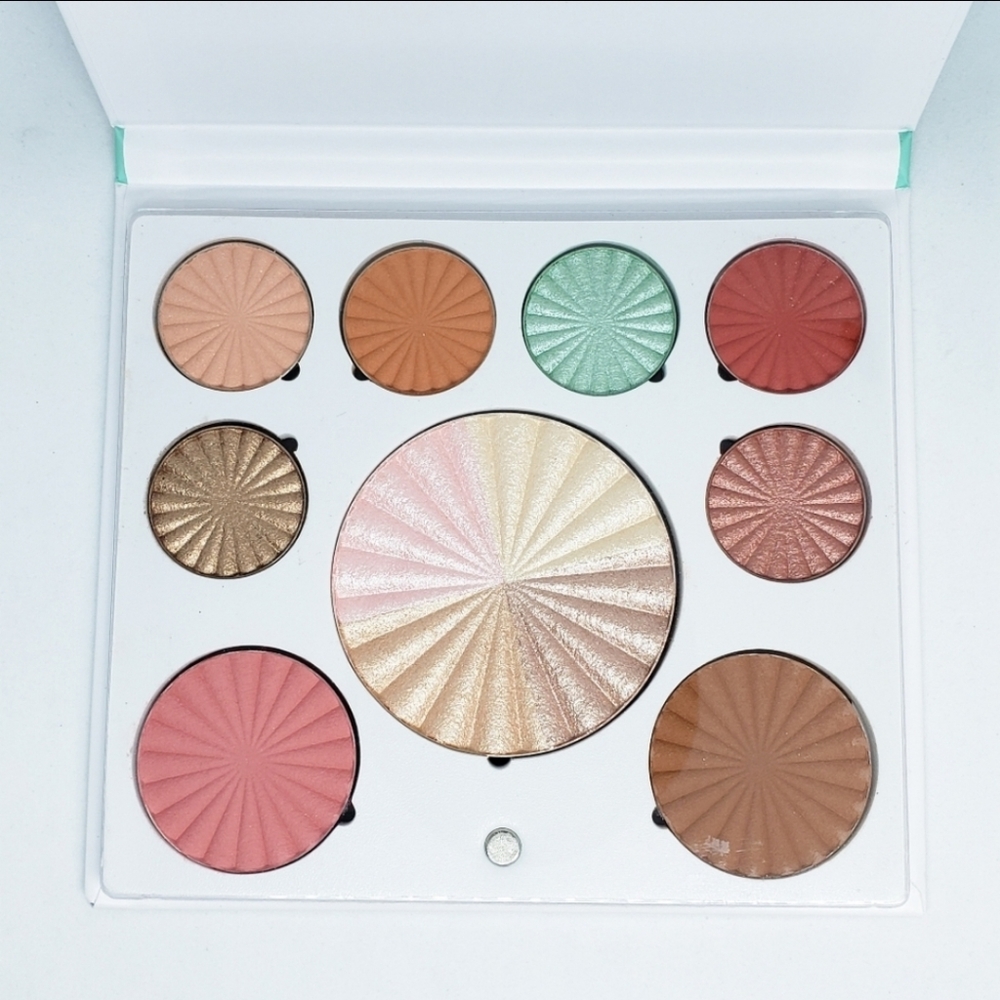 Ofra Mini Mix Face Palette- Good to Go
